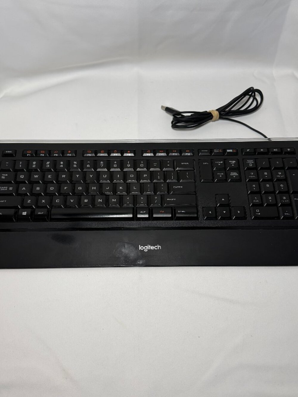 Logitech Illuminated Ultrathin Keyboard Wired K740 Y-UY95 Tested Working See Pic